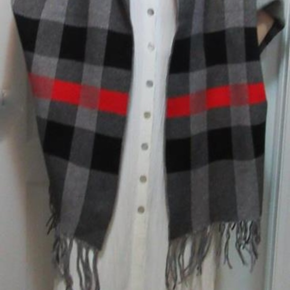 New Reversible Shawls /Cape -sleeves- good quality - Picture 5 of 6